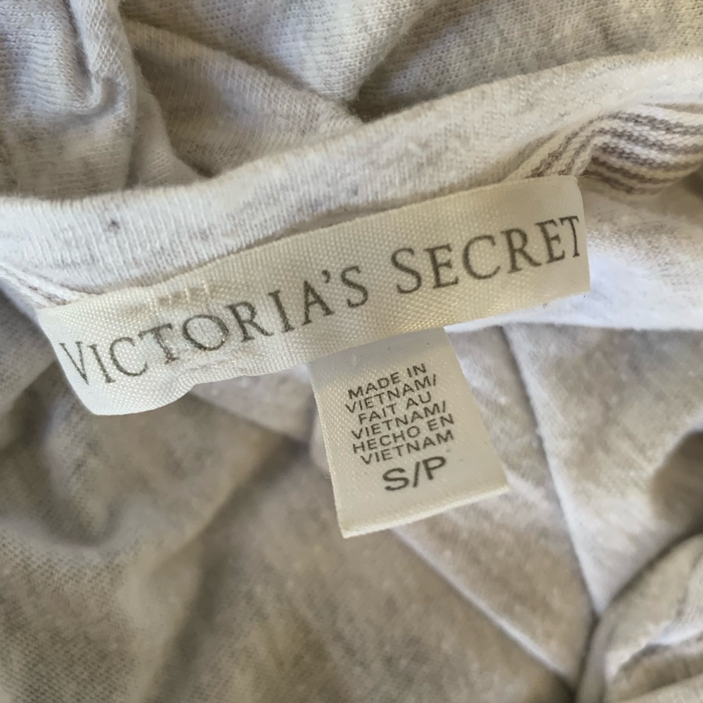 Victoria Secrets Soft Heart Love T-Shirt - Picture 6 of 8